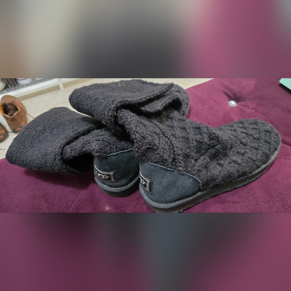 UGG lattice knit boots black